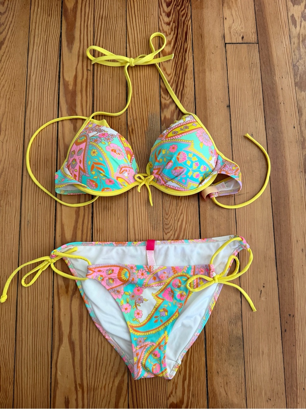 Victoria’s Secret Paisley String Bikini Set 32C Top XS Bottoms